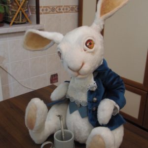 Кролик из "Алисы в стране чудес" Популярные игрушки Игрушки на заказ по фото, рисункам. Шьем от 1 шт.